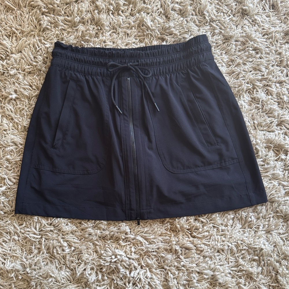 Athleta Charcoal Skirt with Elastic Waist